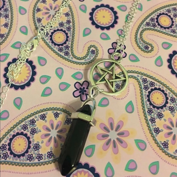 Pentagram Star Necklace Black Onyx Crystal Energy - Picture 7 of 8